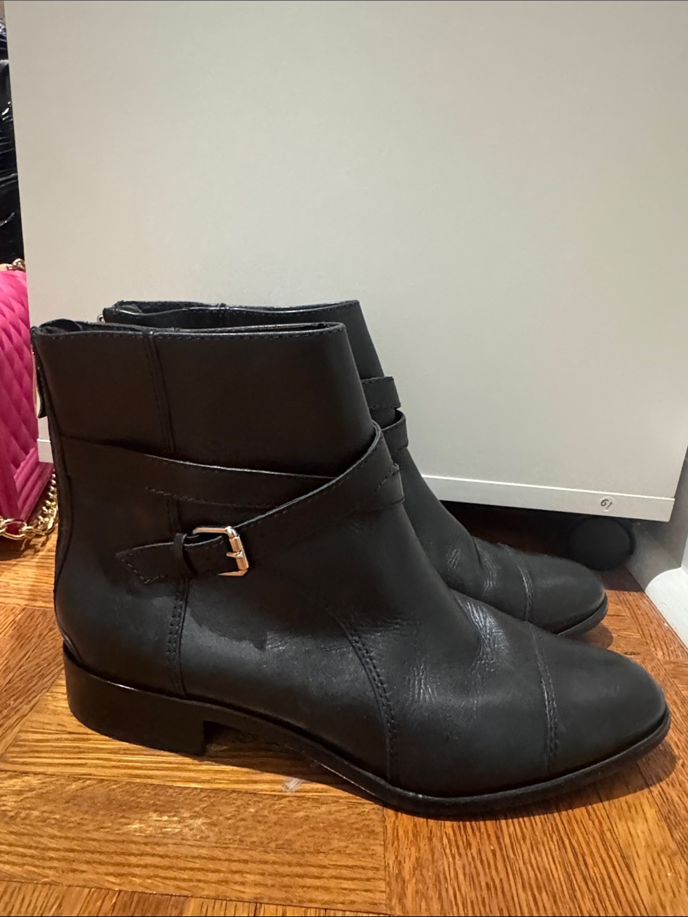 Pour La Victoire Black Leather Ankle Boots
